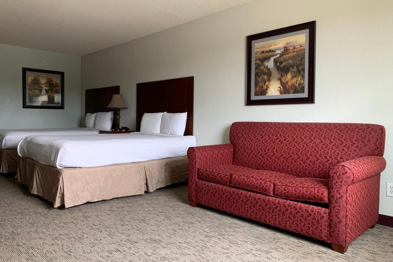Oyo I-35 West Hotel 2*