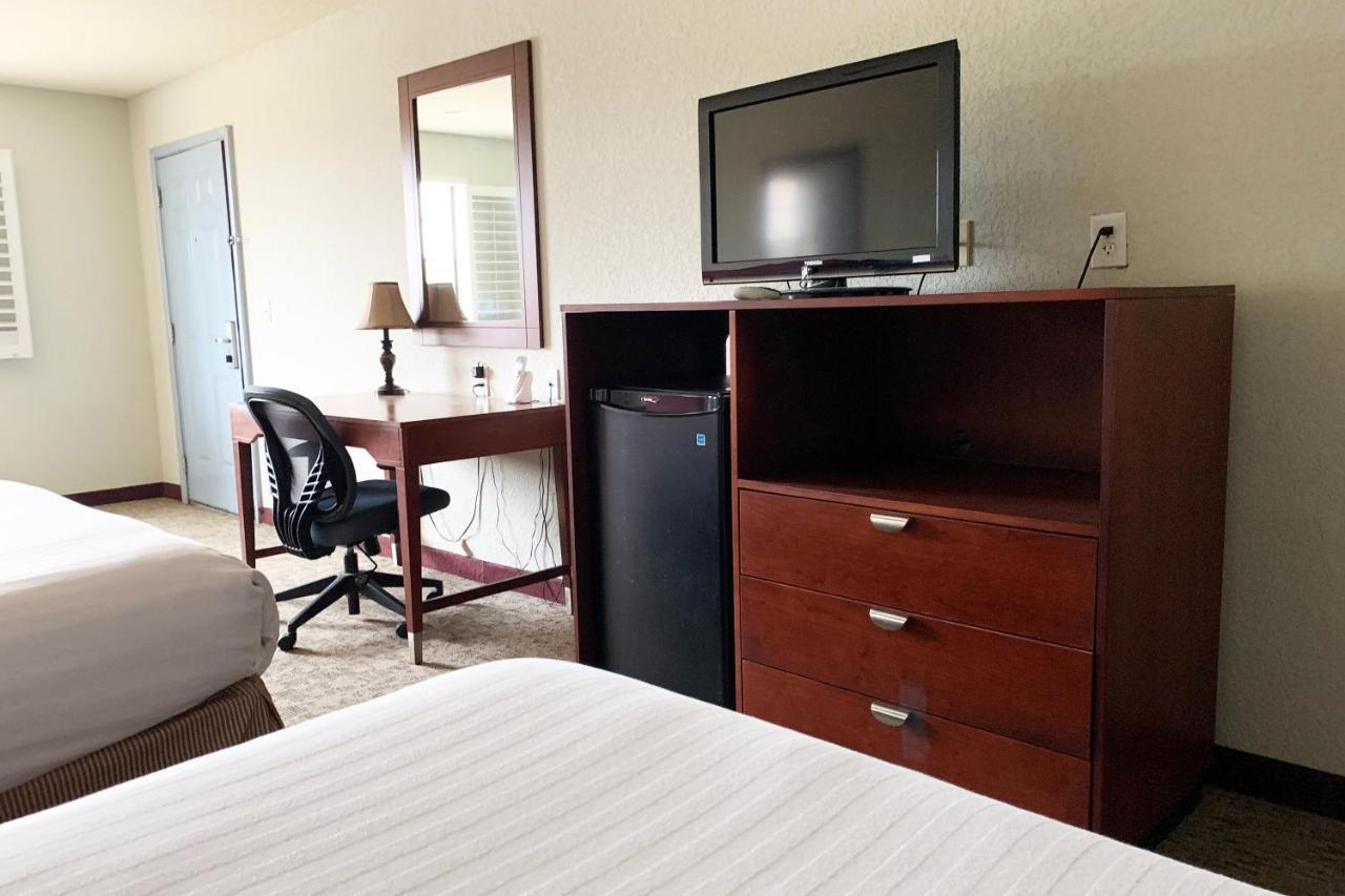 Hotel Oyo I-35 West 2*